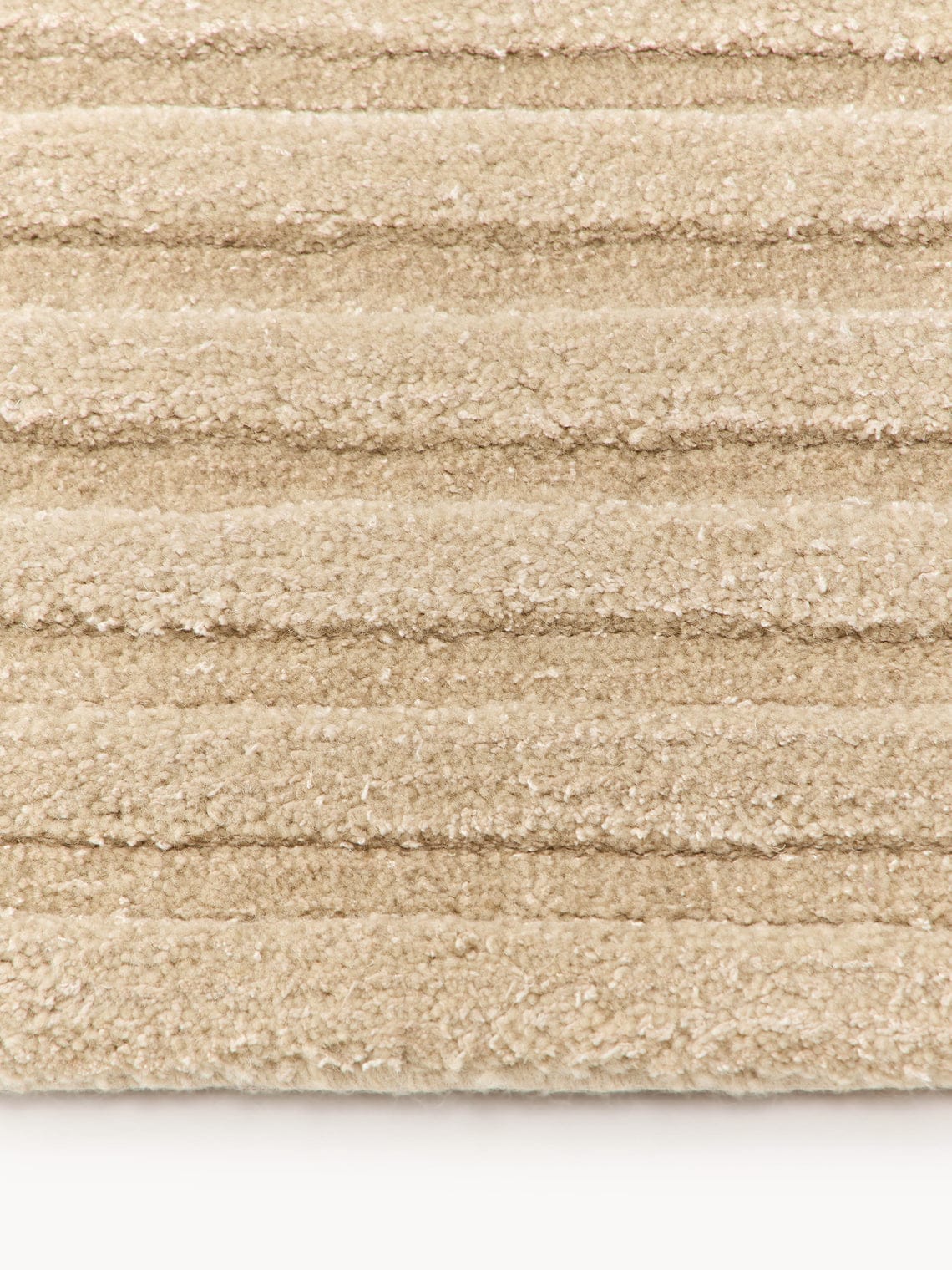 Creem Interlock High-Low Hand Tufted Wool Rug | Luxury Modern Carpet